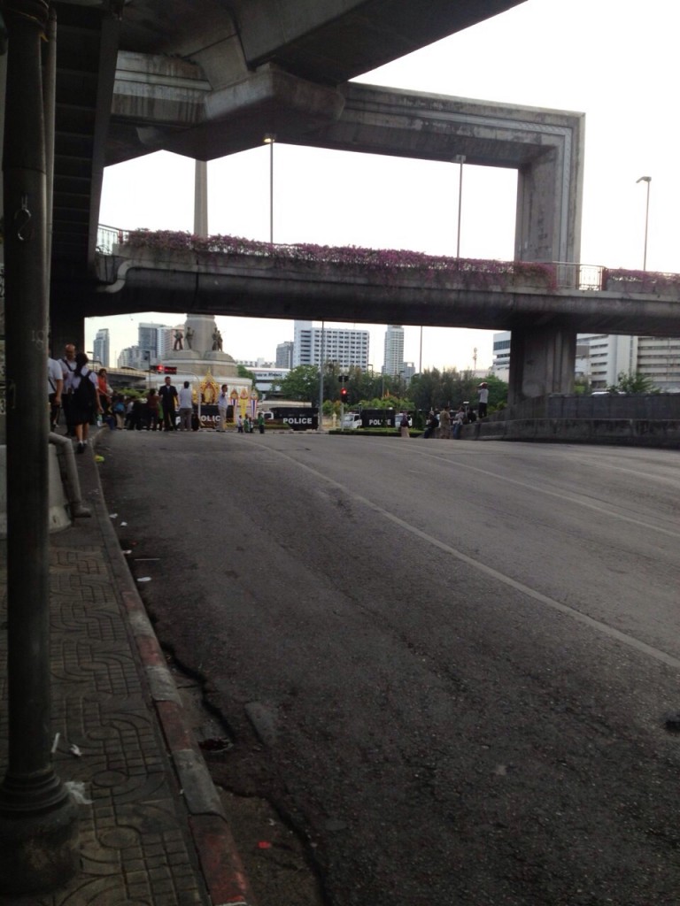 รอบอนุสาวรีย์ชัยฯ