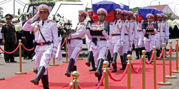 พิธีเผาศพรัฐมนตรีเครื่องบินตก