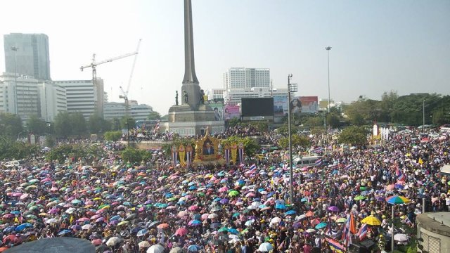 รอบอนุสาวรีย์ชัยฯ