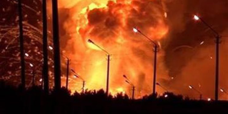 คลังแสง ระเบิด!!! ในจีน ทหาร ดับ 17 ศพ!!!คลังแสง ระเบิด!!! ในจีน ทหาร ดับ 17 ศพ!!!