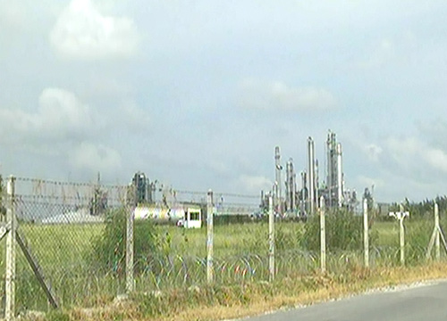 สารเคมีรั่ว นิคมฯ มาบตาพุด หามส่งโรงพยาบาล 5 ราย