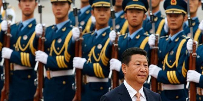 ปธน.สี จิ้นผิง ตรวจแถวกองทหารเกียรติยศ