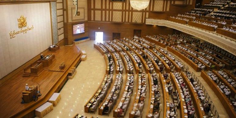 ร้องยกเลิก ก.ม.คุมประท้วงพม่า