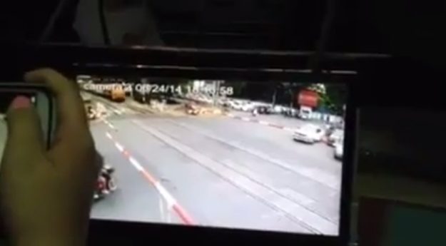 นักศึกษาสาวหวิดถูกรถไฟทับ-หน้าสถานีดับเพลิงดุสิต