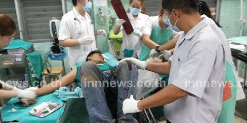 สยอง พ่อค้าก๋วยเตี๋ยวถูกฟันมือขาด เมียคว้าข้อมือส่งหมอต่อ