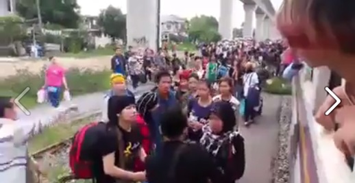 แรงงานเขมรตื่นข่าวลือ!