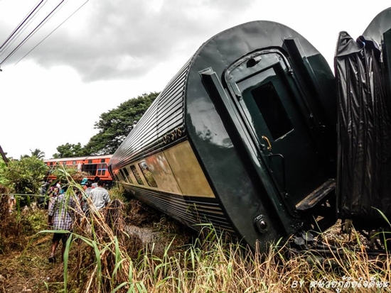 รถไฟสิงคโปร์ตกรางราชบุรี เจ็บ 2 นักท่องเที่ยวระทึก