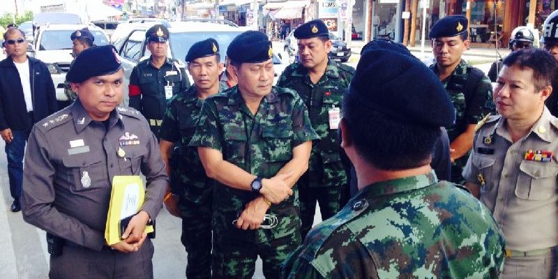 ทหารลงพื้นที่จัดระเบียบรถสาธารณะเกาะสมุย