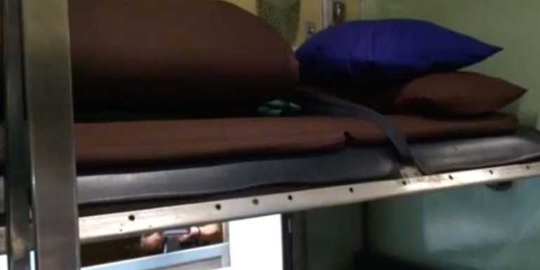 CNN รายงานข่าว ‘น้องแก้ม’ เผยความฝันอยากเป็น แอร์โฮสเตส CNN รายงานข่าว ‘น้องแก้ม’ เผยความฝันอยากเป็น แอร์โฮสเตส