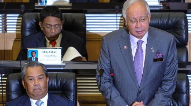 มาเลย์ประชุมสภาวาระพิเศษ ประณามยิง MH17 ไม่ใช่คน!!