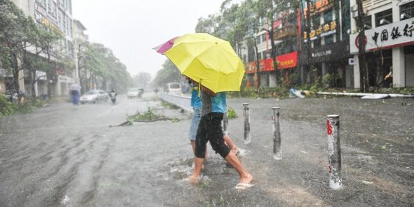 พายุรามสูรถล่ม 3 ประเทศ คร่าแล้ว 140 ชีวิต