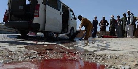 อัฟกันคาร์บอมบ์สนั่นกลางตลาด - ตายเฉียด 100 ศพ