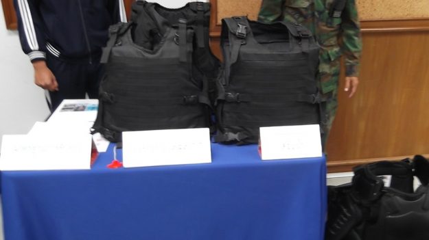 เสื้อเกราะกันกระสุนสะเทินน้ำสะเทินบก