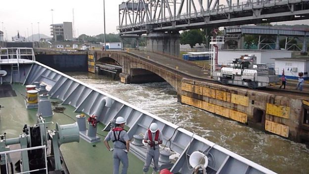 คลองปานามา