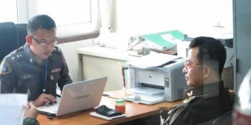 ป.เตรียมแจ้ง 2 ข้อหา เสธ.เจมส์