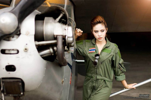 น้องแนน สาวจากพม่า