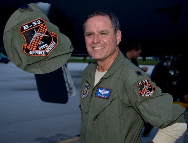 พันอากาศโทSteve Smith