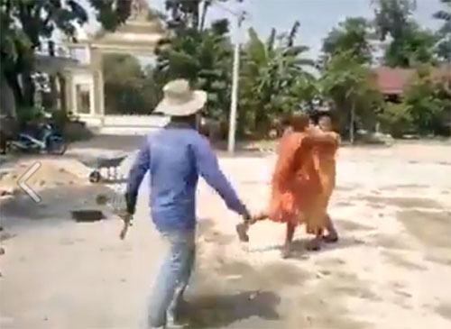 คลิปพระจ้วงพระ