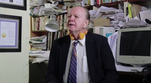 ลุงจอห์นร้องเพลงคืนความสุข