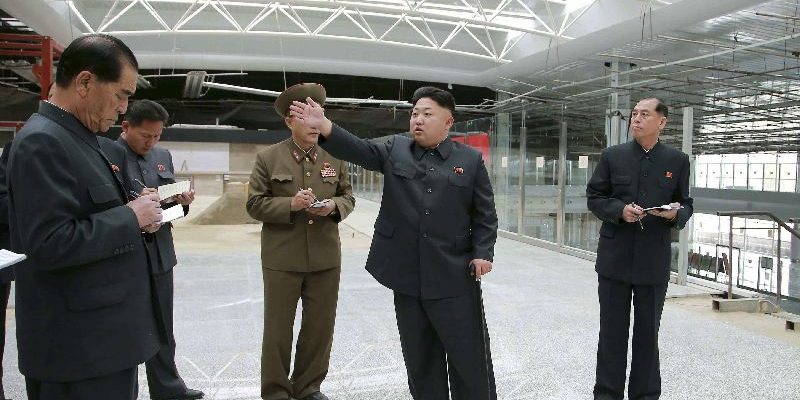 สั่งยิงเป้า ข้อหาร้องเพลงชาติผิด