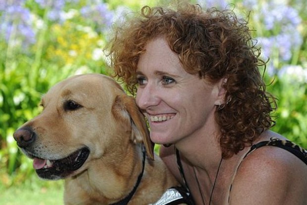 ลิซ่า เรด