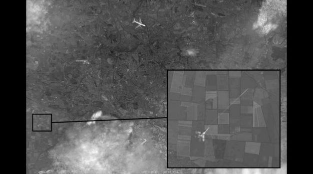 ภาพดาวเทียมเครื่องบินขับไล่ยูเครนยิง MH17 ร่วง ของปลอม