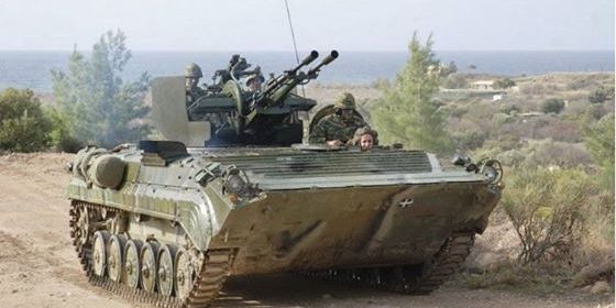 กรีซทดสอบติดตั้งป้อมปืน ZU-23-2 บน BMP-1P
