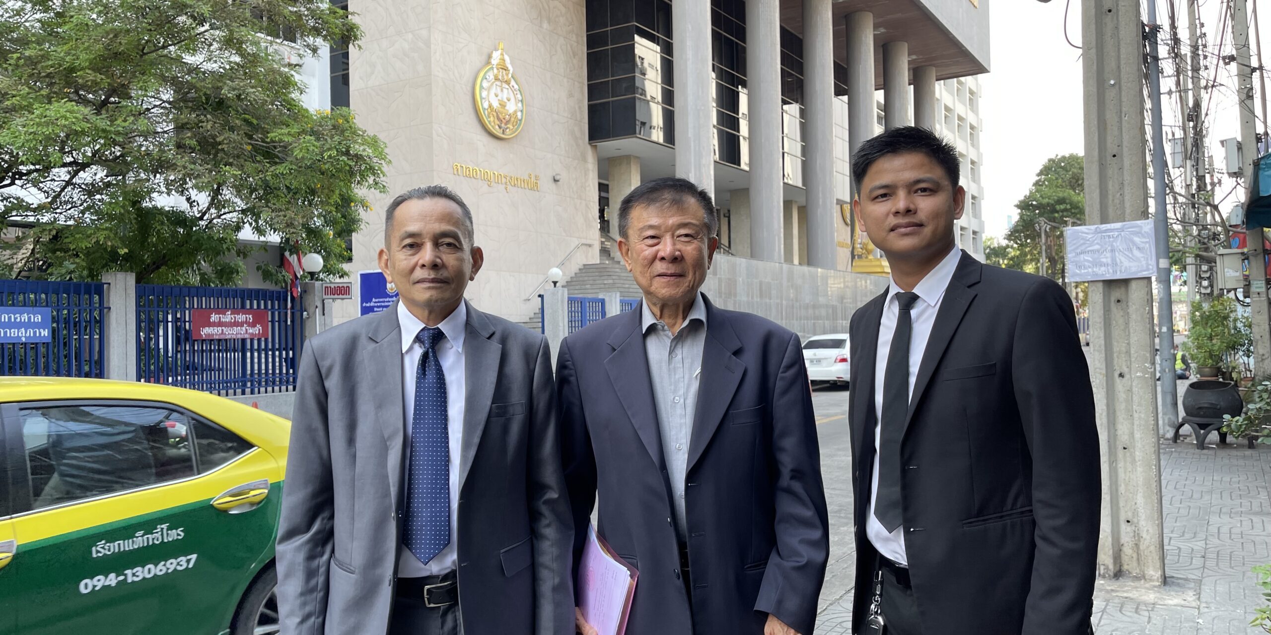 6F5F2A1B-FB8C-420A-851D-650665D90C0C