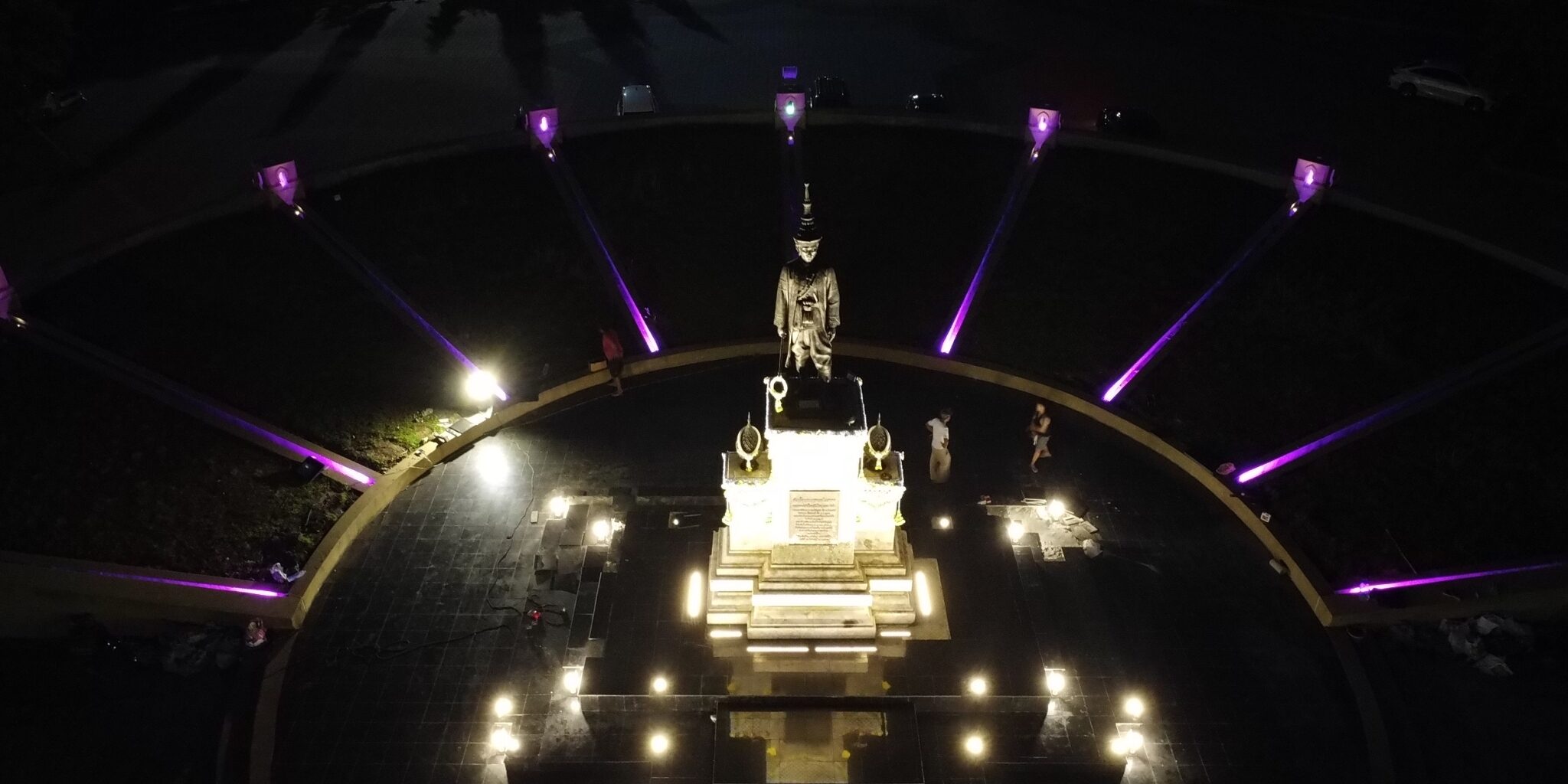 ed5e9906-2834-41a7-9089-87472d65343c_0